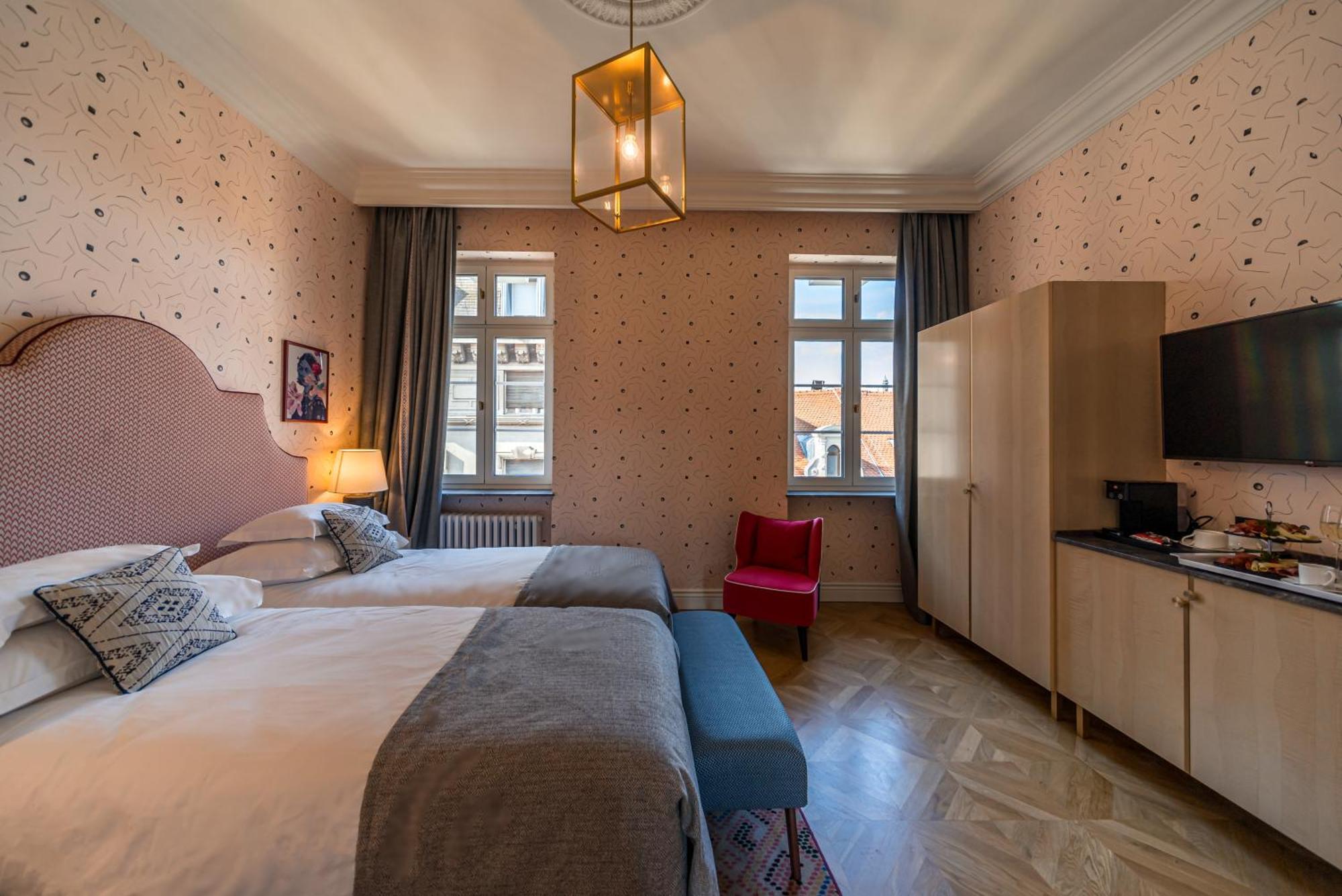 Hotel Capital Zagreb Room photo
